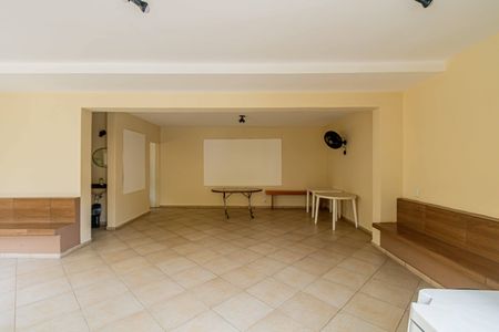 Apartamento para alugar com 64m², 2 quartos e 1 vagaÁrea comum - Salão de festas