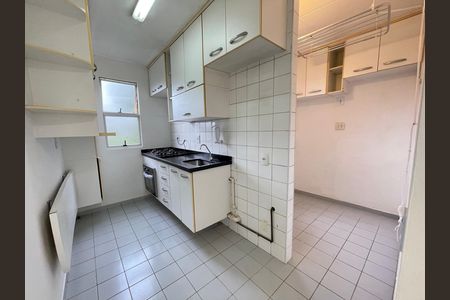 Apartamento para alugar com 55m², 2 quartos e 1 vaga Apartamento para alugar com 55m², 2 quartos e 1 vagaCozinha