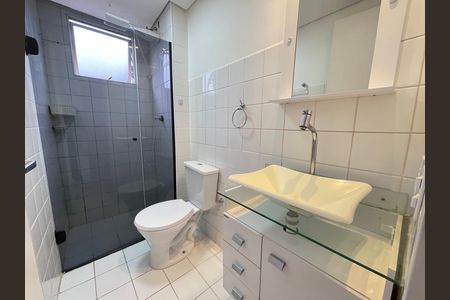 Apartamento para alugar com 55m², 2 quartos e 1 vaga Apartamento para alugar com 55m², 2 quartos e 1 vagaBanheiro