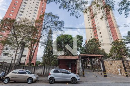 Apartamento para alugar com 62m², 2 quartos e 1 vagaFachada