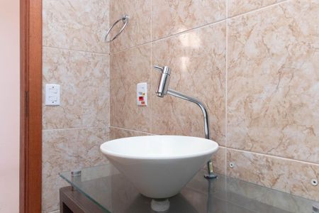 Casa à venda com 360m², 4 quartos e 4 vagasBanheiro - Casa 2