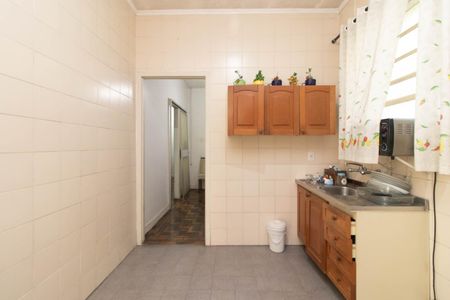 Casa à venda com 360m², 4 quartos e 4 vagasCozinha