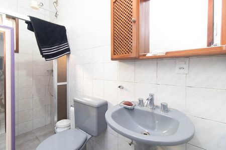 Casa à venda com 360m², 4 quartos e 4 vagasBanheiro do Quarto 4