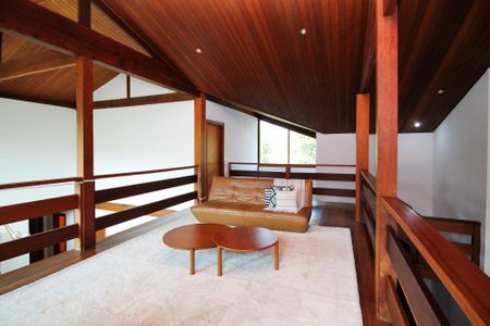 Casa de condomínio para alugar com 600m², 5 quartos e 4 vagas Casa de condomínio para alugar com 600m², 5 quartos e 4 vagasSuíte 1