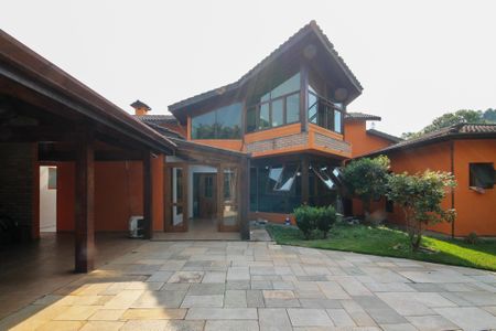 Casa de condomínio para alugar com 600m², 5 quartos e 4 vagas Casa de condomínio para alugar com 600m², 5 quartos e 4 vagasFachada Casa