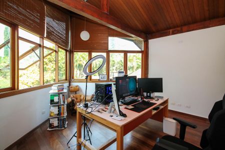 Casa de condomínio para alugar com 600m², 5 quartos e 4 vagas Casa de condomínio para alugar com 600m², 5 quartos e 4 vagasSuíte 1