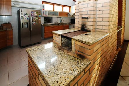 Casa de condomínio para alugar com 600m², 5 quartos e 4 vagas Casa de condomínio para alugar com 600m², 5 quartos e 4 vagasCozinha