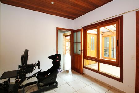 Casa de condomínio para alugar com 600m², 5 quartos e 4 vagas Casa de condomínio para alugar com 600m², 5 quartos e 4 vagasEscritório