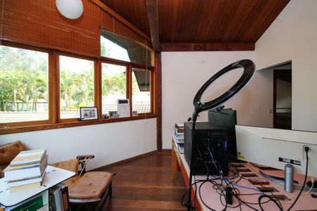 Casa de condomínio para alugar com 600m², 5 quartos e 4 vagas Casa de condomínio para alugar com 600m², 5 quartos e 4 vagasSuíte 1