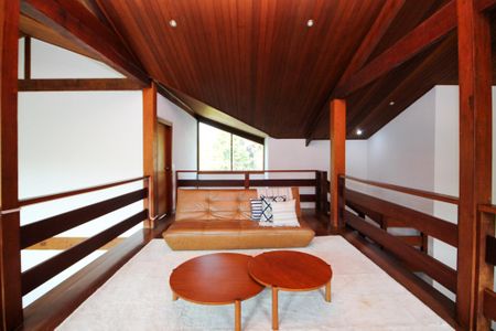 Casa de condomínio para alugar com 600m², 5 quartos e 4 vagas Casa de condomínio para alugar com 600m², 5 quartos e 4 vagasSuíte 1