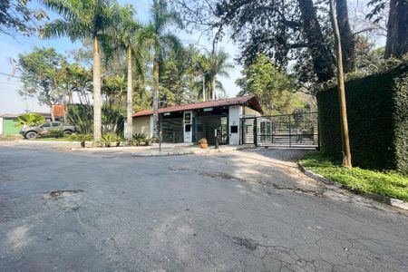 Casa de condomínio para alugar com 600m², 5 quartos e 4 vagas Casa de condomínio para alugar com 600m², 5 quartos e 4 vagasFachada Condomínio