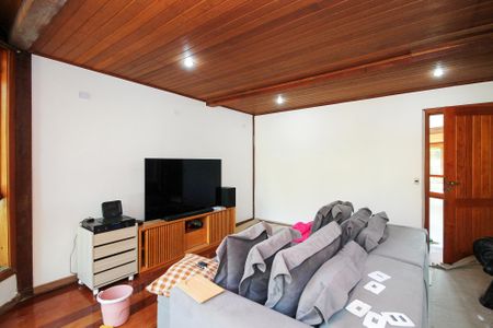 Casa de condomínio para alugar com 600m², 5 quartos e 4 vagas Casa de condomínio para alugar com 600m², 5 quartos e 4 vagasSala 3
