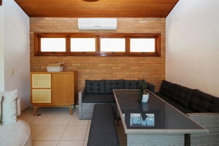 Casa de condomínio para alugar com 600m², 5 quartos e 4 vagas Casa de condomínio para alugar com 600m², 5 quartos e 4 vagasVaranda Gourmet
