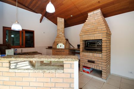 Casa de condomínio para alugar com 600m², 5 quartos e 4 vagas Casa de condomínio para alugar com 600m², 5 quartos e 4 vagasVaranda Gourmet