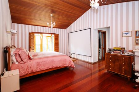 Casa de condomínio para alugar com 600m², 5 quartos e 4 vagas Casa de condomínio para alugar com 600m², 5 quartos e 4 vagasSuíte 2