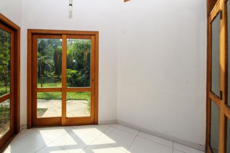Casa de condomínio para alugar com 600m², 5 quartos e 4 vagas Casa de condomínio para alugar com 600m², 5 quartos e 4 vagasVaranda Suíte 3