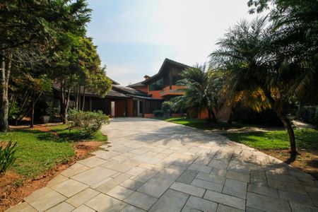 Fachada Casa de casa de condomínio para alugar com 5 quartos, 600m² em Jardim Mediterraneo, Cotia