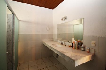 Casa de condomínio para alugar com 600m², 5 quartos e 4 vagas Casa de condomínio para alugar com 600m², 5 quartos e 4 vagasÁrea comum