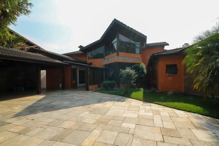 Casa de condomínio para alugar com 600m², 5 quartos e 4 vagas Casa de condomínio para alugar com 600m², 5 quartos e 4 vagasFachada Casa