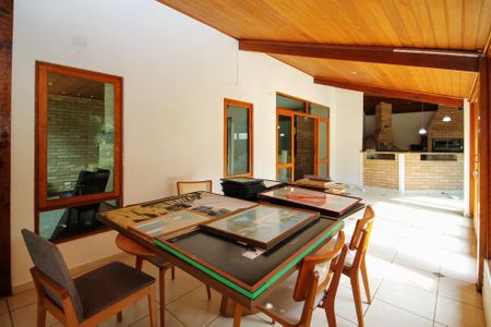 Casa de condomínio para alugar com 600m², 5 quartos e 4 vagas Casa de condomínio para alugar com 600m², 5 quartos e 4 vagasVaranda Gourmet