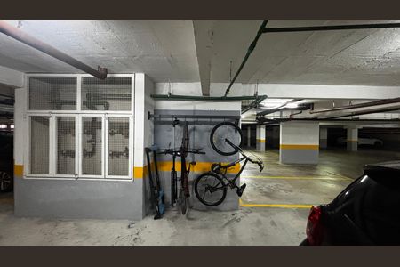 Garagem de apartamento para alugar com 3 quartos, 102m² em Casa Branca, Santo André