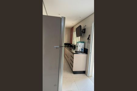 Cozinha de casa para alugar com 2 quartos, 200m² em Centro, Carapicuíba