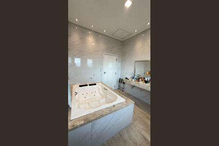 Banheiro  de casa para alugar com 2 quartos, 200m² em Centro, Carapicuíba