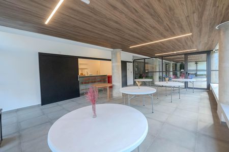 Apartamento à venda com 23m², 1 quarto e sem vagaÁrea comum - Salão de festas
