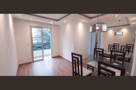 Apartamento para alugar com 50m², 3 quartos e 1 vagaSalas