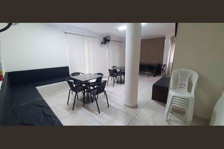 Apartamento para alugar com 50m², 3 quartos e 1 vagaÁrea comum - Salão de Festas