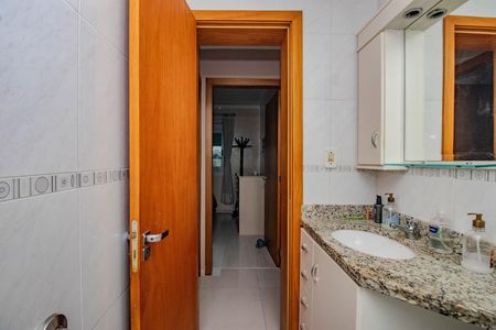Apartamento à venda com 72m², 2 quartos e 1 vagaBanheiro Social