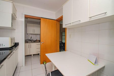 Apartamento à venda com 72m², 2 quartos e 1 vagaCozinha e Área de Serviço