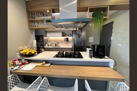 Apartamento à venda com 92m², 2 quartos e 1 vaga Apartamento à venda com 92m², 2 quartos e 1 vagaCozinha
