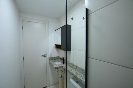 Apartamento para alugar com 36m², 2 quartos e 1 vagaBANHEIRO
