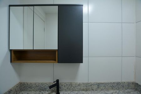 Apartamento para alugar com 36m², 2 quartos e 1 vagaBANHEIRO