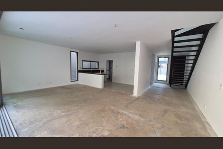 Casa de condomínio à venda com 230m², 3 quartos e 2 vagas Casa de condomínio à venda com 230m², 3 quartos e 2 vagasFoto 05