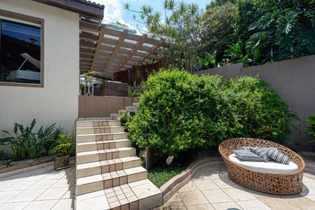 Casa de condomínio à venda com 550m², 5 quartos e 4 vagas Casa de condomínio à venda com 550m², 5 quartos e 4 vagasFoto 17