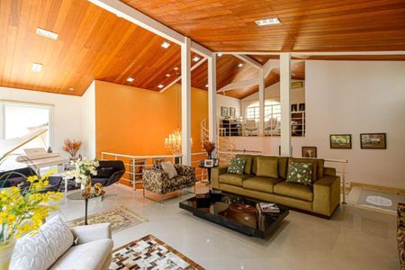 Casa de condomínio à venda com 550m², 5 quartos e 4 vagas Casa de condomínio à venda com 550m², 5 quartos e 4 vagasFoto 23