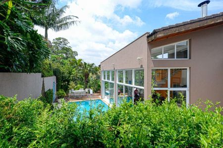 Casa de condomínio à venda com 550m², 5 quartos e 4 vagas Casa de condomínio à venda com 550m², 5 quartos e 4 vagasFoto 18