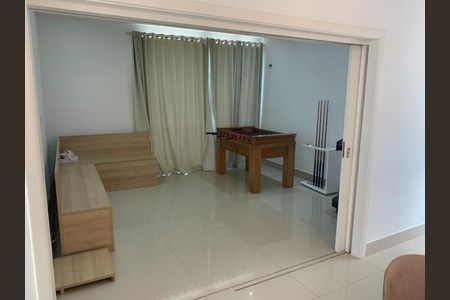 Casa de condomínio à venda com 405m², 4 quartos e 4 vagas Casa de condomínio à venda com 405m², 4 quartos e 4 vagasFoto 08