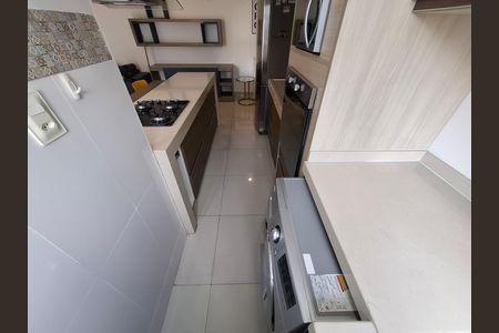 Apartamento para alugar com 62m², 2 quartos e 1 vaga Apartamento para alugar com 62m², 2 quartos e 1 vagaCozinha e Área de Serviço