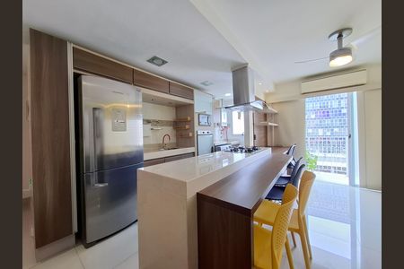 Apartamento para alugar com 62m², 2 quartos e 1 vaga Apartamento para alugar com 62m², 2 quartos e 1 vagaCozinha e Área de Serviço