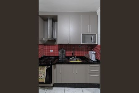 Casa de condomínio à venda com 64m², 2 quartos e 1 vaga Casa de condomínio à venda com 64m², 2 quartos e 1 vagaSala e Cozinha