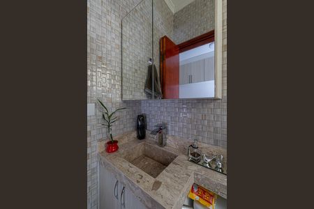 Casa de condomínio à venda com 64m², 2 quartos e 1 vaga Casa de condomínio à venda com 64m², 2 quartos e 1 vagaBanheiro Suíte 2