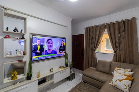 Sala e Cozinha  de casa de condomínio à venda com 2 quartos, 64m² em Vila Uniao (zona Leste), São Paulo