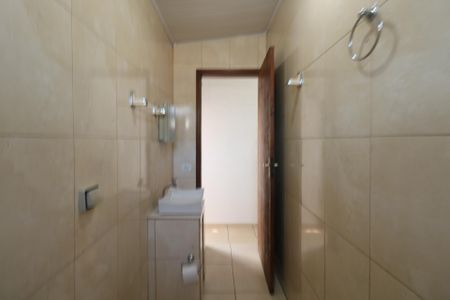 Casa para alugar com 65m², 2 quartos e sem vaga Casa para alugar com 65m², 2 quartos e sem vagaBanheiro