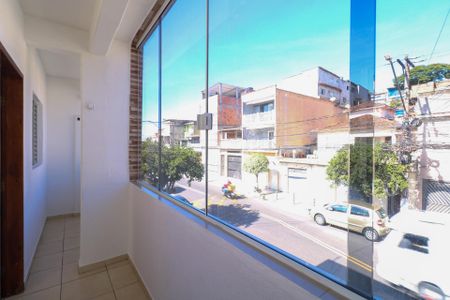 Casa para alugar com 65m², 2 quartos e sem vaga Casa para alugar com 65m², 2 quartos e sem vagaVaranda