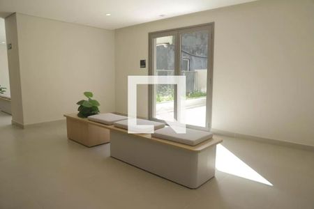 Apartamento à venda com 77m², 2 quartos e 1 vaga Apartamento à venda com 77m², 2 quartos e 1 vagaHall social