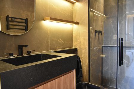 Apartamento à venda com 77m², 2 quartos e 1 vagaBanheiro Social