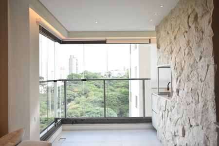Apartamento à venda com 77m², 2 quartos e 1 vagaSacada